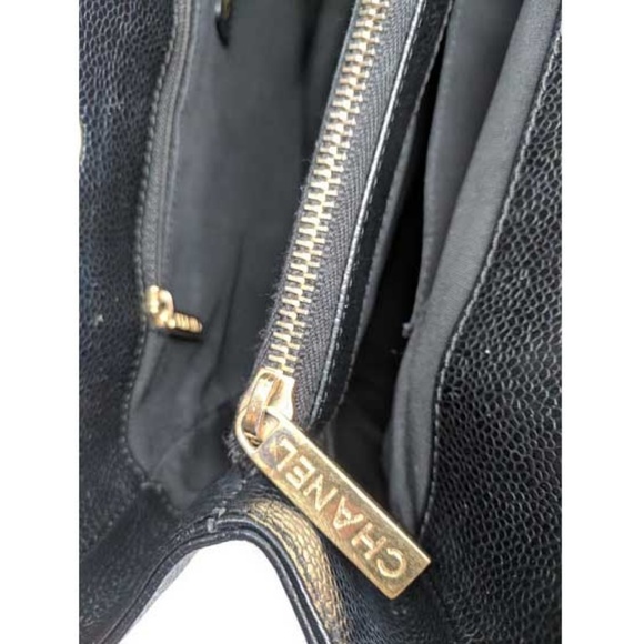 SOLD Chanel Black Grand Shopping Caviar Tote - Picture 4 of 8